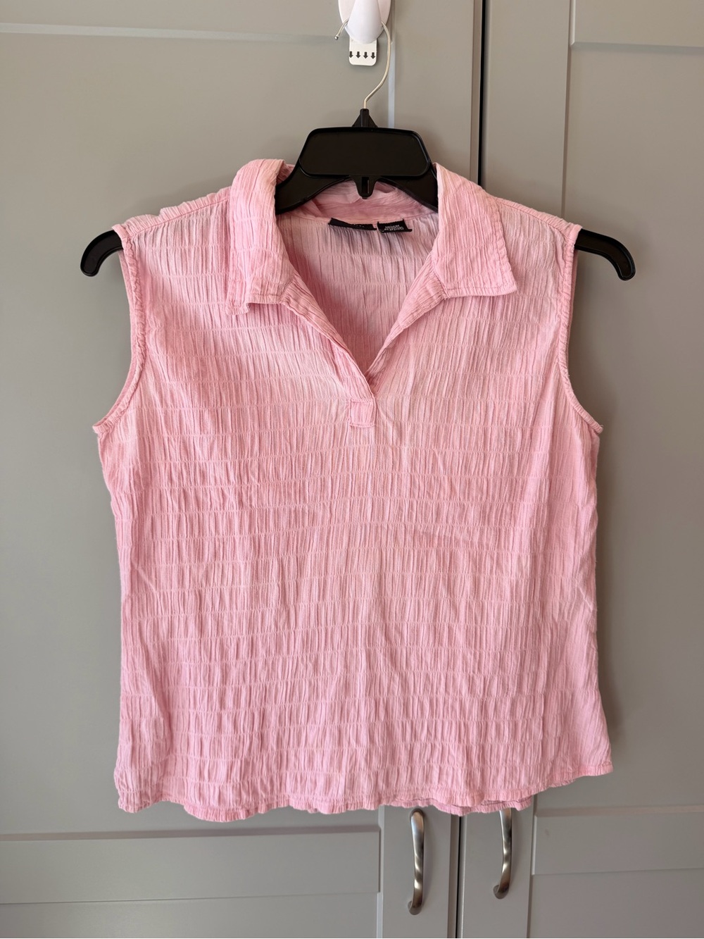 ALC Stretch Y2K Pink Textured Sleeveless Polo Top Size Medium